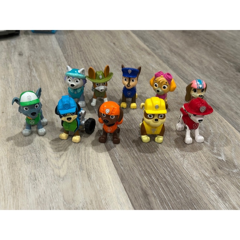 PAW Patrol 10 Figure Set All Paws On Deck Rex Liberty Tracker